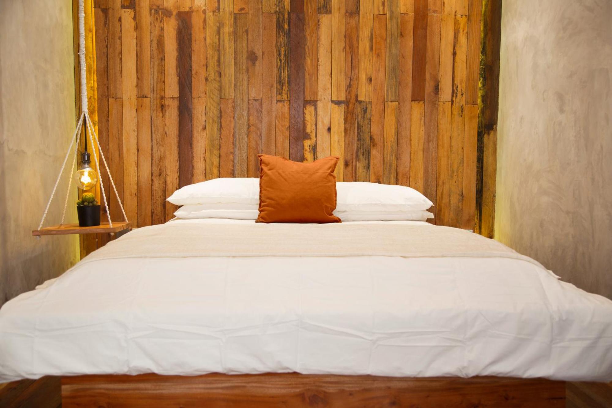 Flores Passport House Tempat Tidur & Sarapan Ende